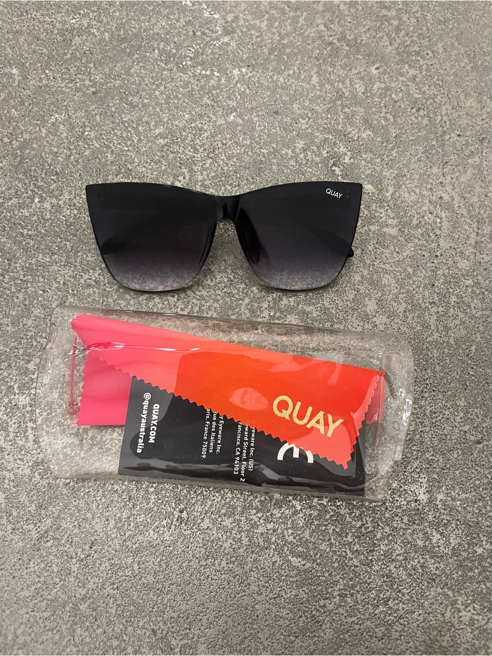 Quay Australia Come Thru Cat-Eye Sunglasses Black Ombre Lenses